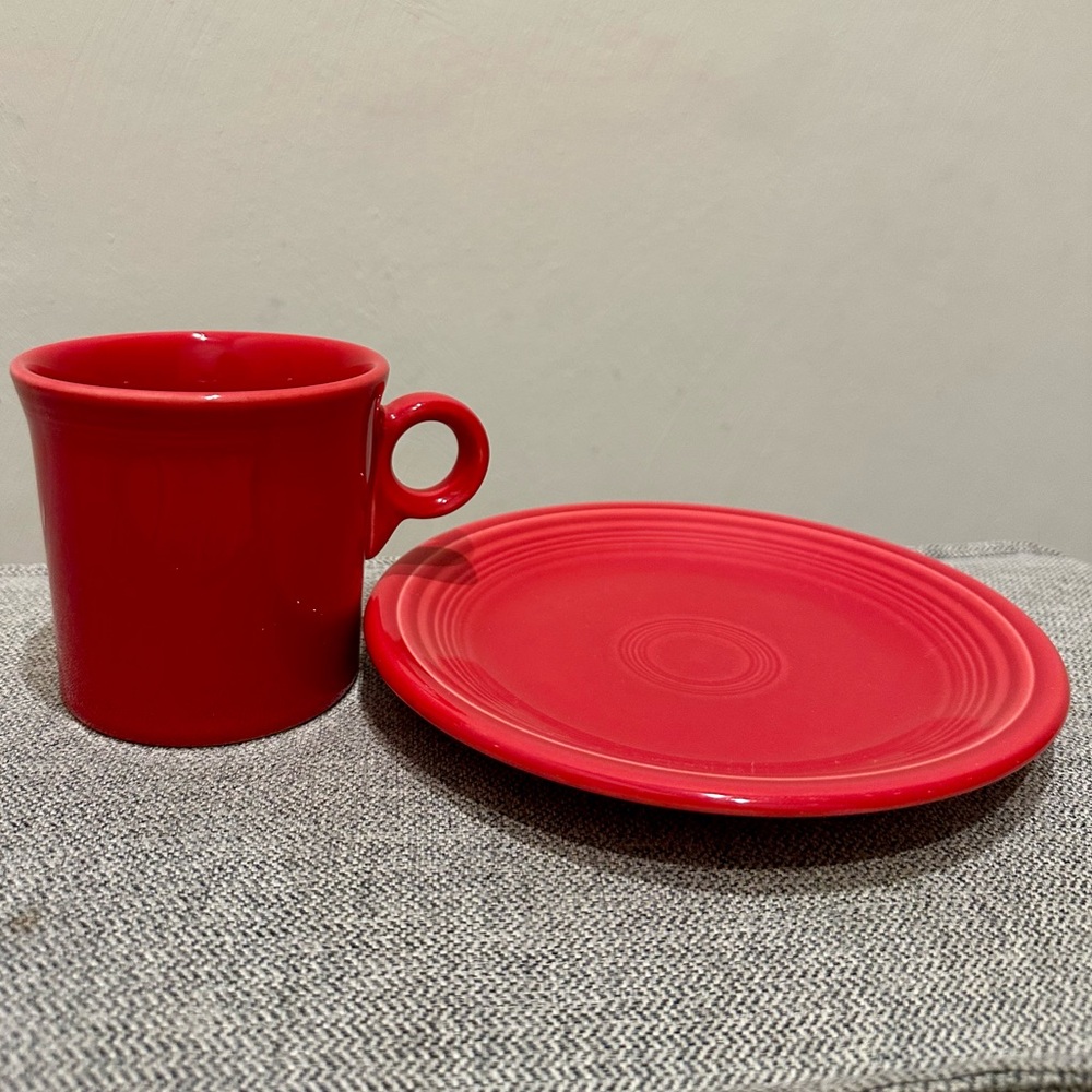 Fiesta Homer Laughlin Coffee Cup Circle handle Saucer Fiestaware Set Scarlet Red